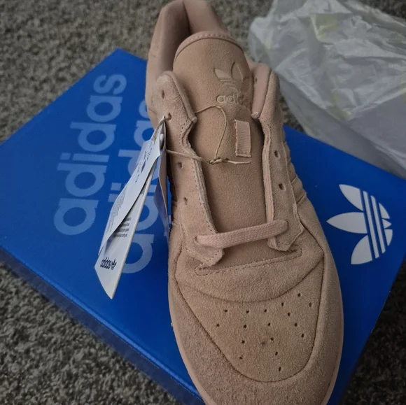 NWT Adidas Rivalry Lux Low W - Picture 7 of 12